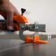 PINCE EN MÉTAL POUR SYSTEME AUTONIVELANT